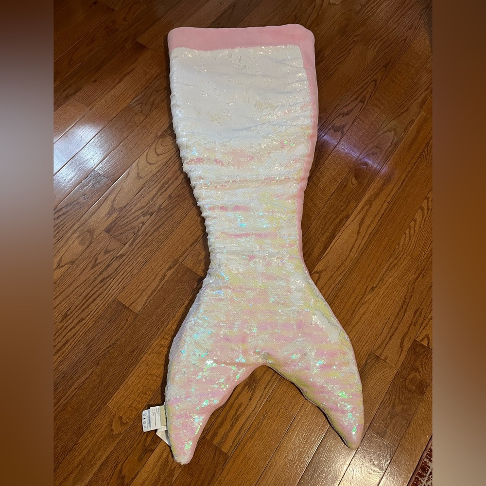 Pink Sequins Mermaid Tail Sleeping Bag Snuggle Tail Wrap 22”x56” Cynthia Rowley